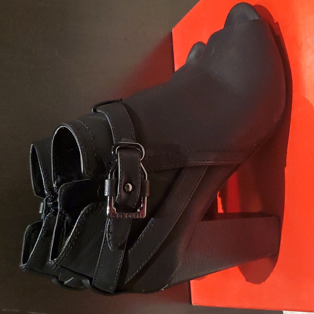 Shooties Booties Guess